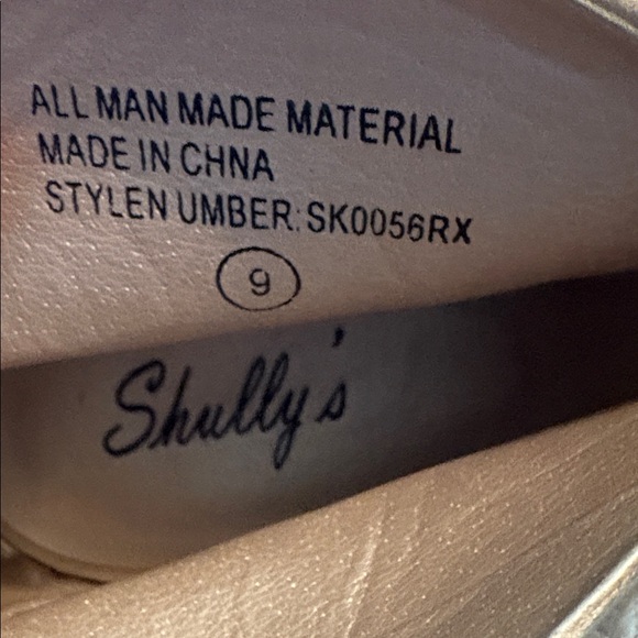 Shully's Elegant Cream Peep-Toe Heels NWOT Size 9 - Picture 2 of 7